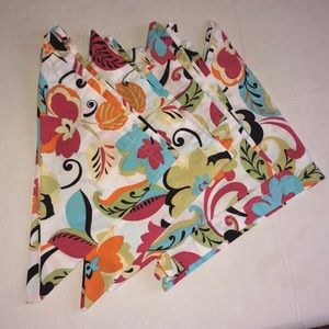 4 Crate&Barrel Estelle Cloth Napkins